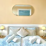 アパート Deluxe 2-bedroom With Sauna And Ac *